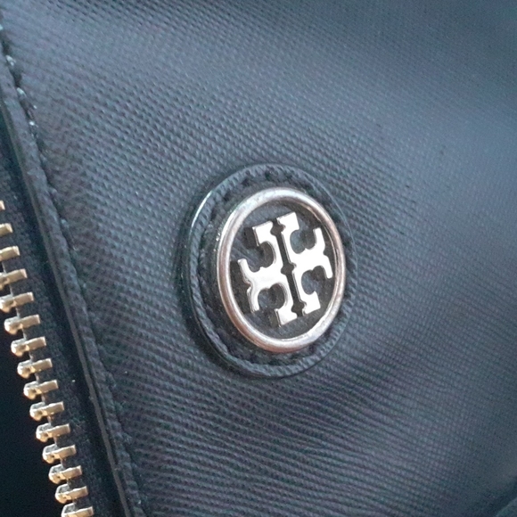 TORY BURCH Saffiano Leather Handle Bag/Crossbody - Picture 15 of 16